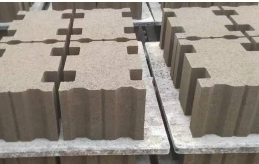 Paver pallet - 915 x 610 x 12 mm (3' x 2' x 12 mm)
